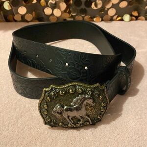 Black belt with horse buckle #533